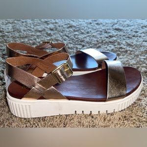 Gold strap platform MIA sandals NWT